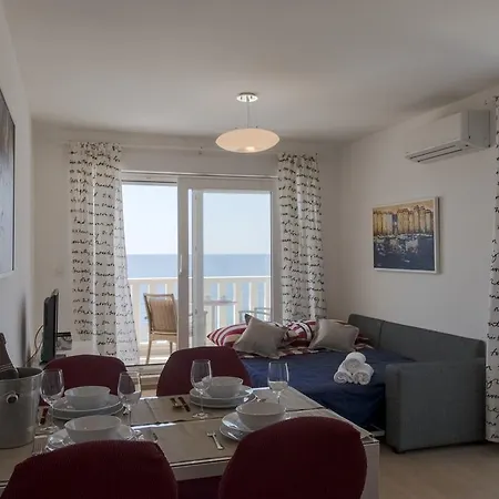 Ivon Apartament *