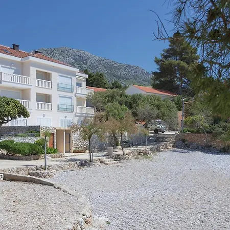 Ivon Apartmán